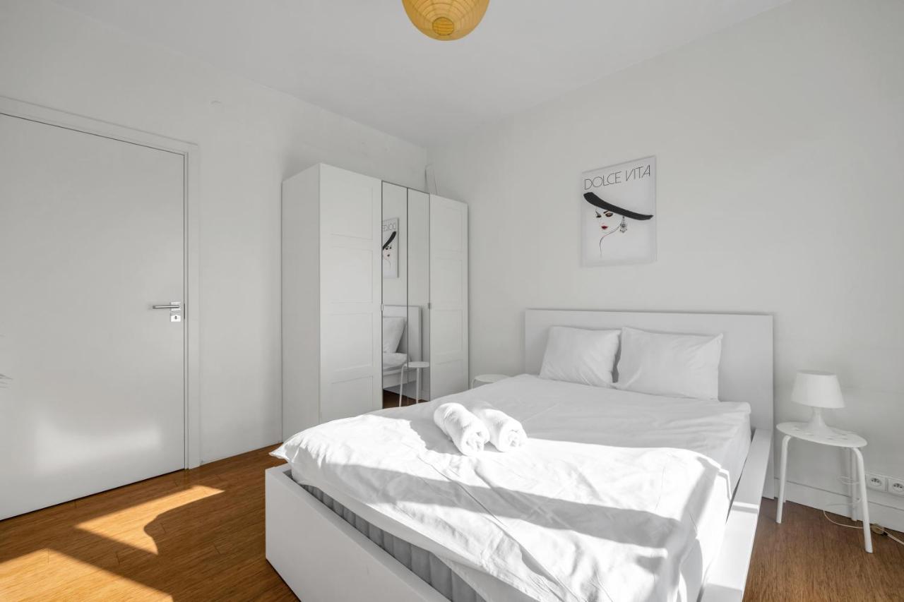 1Br New Apt 20Min Centre Parking Warszawa Eksteriør billede